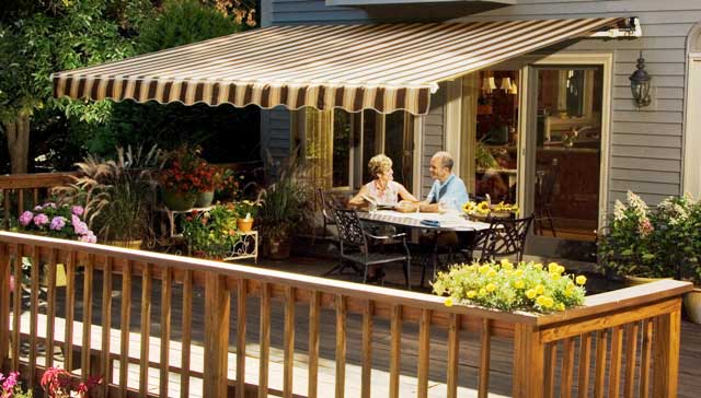 Best Awning Company Unveils New Generation of Motorized Retractable Awnings